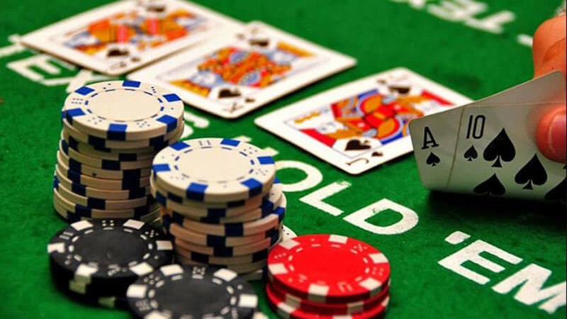 Casino Với Trò Chơi Bài Người Chia Bài Trực Tiếp